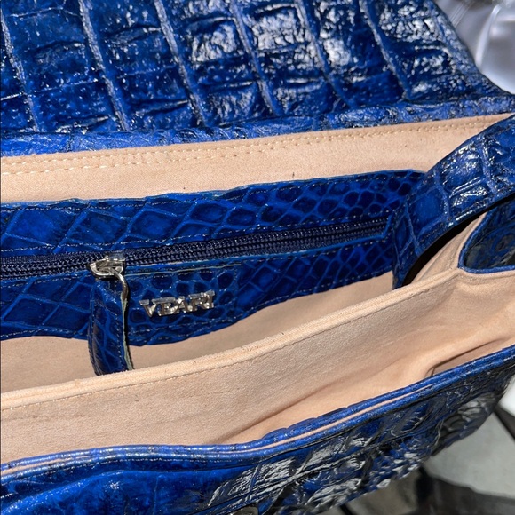 Veari Blue Oversized Leather Vegas Embossed Clutch NWT Handmade - Picture 3 of 4